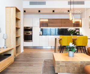 PRENAJATÉ, SKY PARK-2 izb.byt,zariadený,klimatizácia,parking.