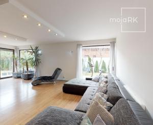 PREDANÉ -Moderná novostavba, ideálny dom pre rodinný život v Marianke.