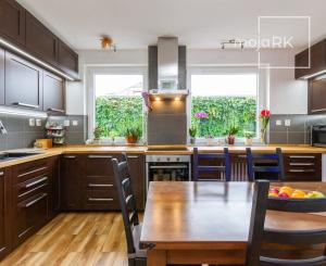 PREDANÉ - Praktický rodinný dom v blízkosti Stupavského parku