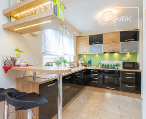 PREDANÉ,6. izb. rodinný dom nachádzajúci sa v srdci Stupavy.