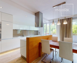 PRENAJATÉ: HRADNÝ VRCH, ul. Drotárska - 4 izb. byt 122m2 + logia 14m2 + parking.