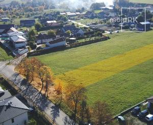 PREDANÉ - Predaj stavebného pozemku 3888 m2 v tichej a pokojnej časti Borinky.