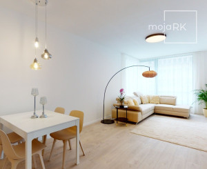 PRENAJATÉ - Úplne nový, elegantný 3 izb. byt 123 m2 zariadený, 2 x parking, priamo v centre BA I - Staré Mesto.