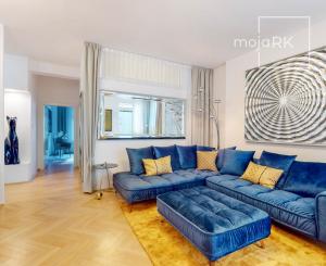 PRENAJATÉ - ÚPLNE NOVÝ, elegantný 3 izb.byt 90 m2 KOMPLETNE ZARIADENÝ,loggia,parking,STARÉ MESTO - ul. DUNAJSKÁ.