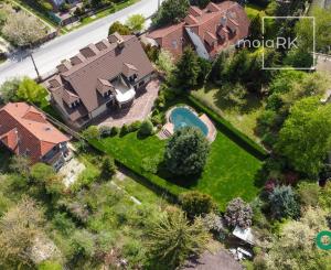 PREDANÉ-6 izb.rodinný dom,POZEMOK 1112 m2, v tesnej blízkosti lesa.