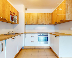 Južne orientovaný 3i s parkovaním v Perle Ružinova