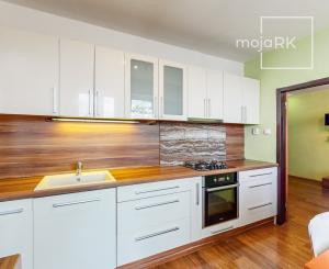 PREDANÉ - ul. Ružová - 3 izb. byt v TOP časti Stupavy.