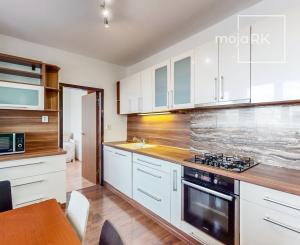 PREDANÉ - ul. Ružová - 3 izb. byt v TOP časti Stupavy.