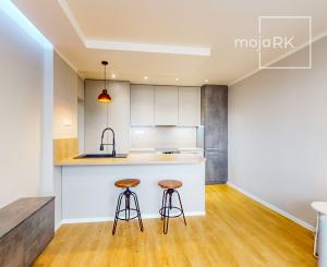 Predaj 2,5i štýlový, kompletne zariadený byt,BA IV Pekníkova