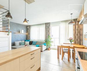 VEĽKORYSÝ 4 izb.byt 92 m2 + terasa,loggia,komora,2x parking.