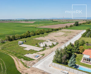 Pozemok č.4 v novo dokončenej lokalite, Štvrtok na ostrove