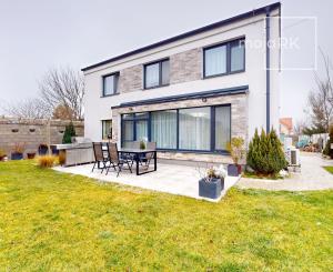 Predaj moderný 4-izb. rodinný dom Dunajská Lužná Vily Lužná