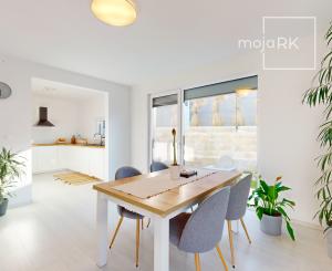 Na predaj moderný 4-izbový rodinný dom v Stupave