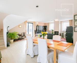 PRAKTICKÝ 5izb-rod.dom s bazénom v obľúbenej časti Malaciek.