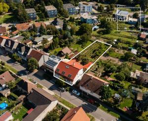 6 izb.rodinný dom,pozemok 837m2,letná kuchyňa v TOP lokalite.