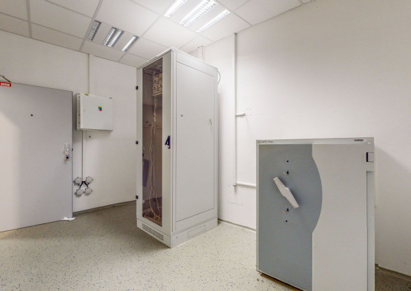 Komerčný priestor KRAMÁRE-ul.STROMOVÁ 183m2 s mnohofunkčným využitím v polyf.dome.