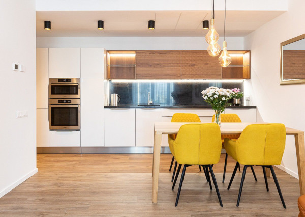 PRENAJATÉ, SKY PARK-2 izb.byt,zariadený,klimatizácia,parking.