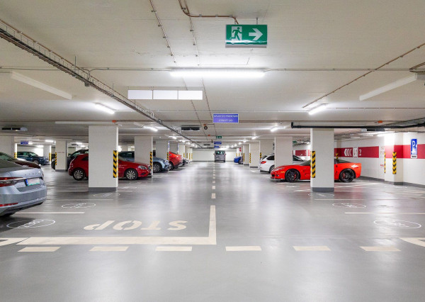 PRENAJATÉ, SKY PARK-2 izb.byt,zariadený,klimatizácia,parking.