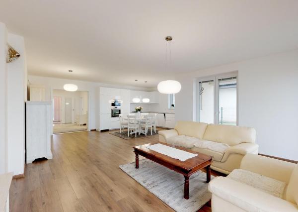 PREDANÉ -Moderný 5 izbový rodinný dom 154 m2 - bungalov NOVOSTAVBA skolaudovaná s pozemkom 580 m2