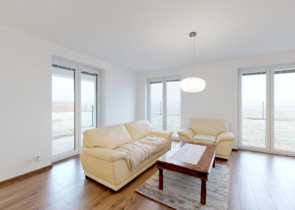 PREDANÉ -Moderný 5 izbový rodinný dom 154 m2 - bungalov NOVOSTAVBA skolaudovaná s pozemkom 580 m2