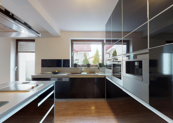 PREDANÉ -Moderná novostavba, ideálny dom pre rodinný život v Marianke.