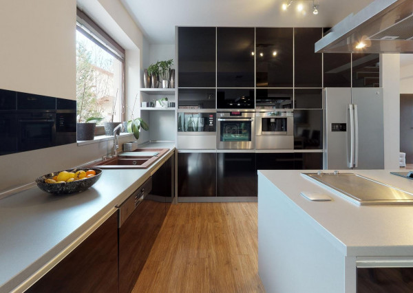 PREDANÉ -Moderná novostavba, ideálny dom pre rodinný život v Marianke.