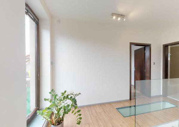 PREDANÉ -Moderná novostavba, ideálny dom pre rodinný život v Marianke.