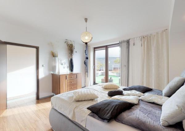 PREDANÉ -Moderná novostavba, ideálny dom pre rodinný život v Marianke.