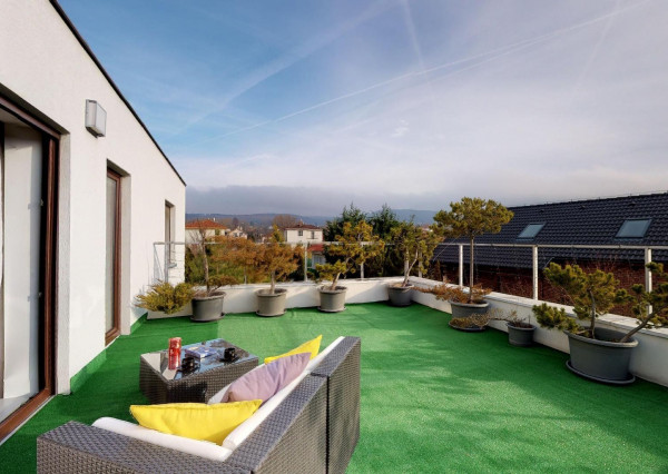 PREDANÉ -Moderná novostavba, ideálny dom pre rodinný život v Marianke.