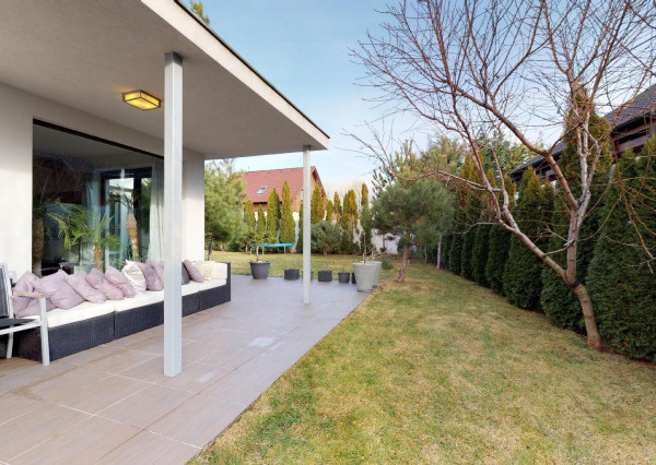 PREDANÉ -Moderná novostavba, ideálny dom pre rodinný život v Marianke.