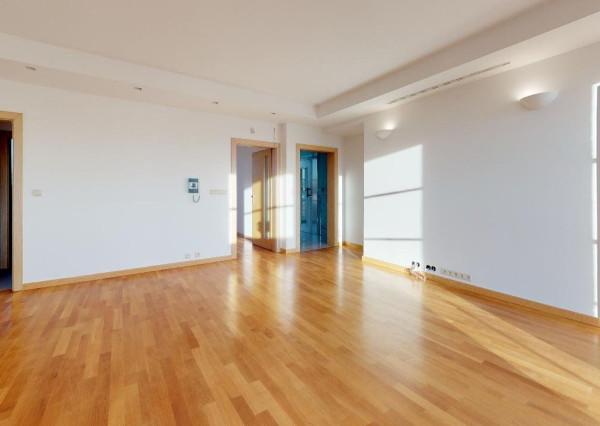 PRENAJATÉ-nadčasová vila,novostavba s kompletným komfortom.