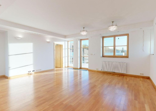 PRENAJATÉ-nadčasová vila,novostavba s kompletným komfortom.