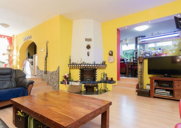 PREDANÉ - Praktický rodinný dom v blízkosti Stupavského parku