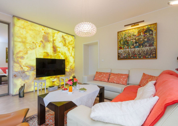 PREDANÉ,6. izb. rodinný dom nachádzajúci sa v srdci Stupavy.