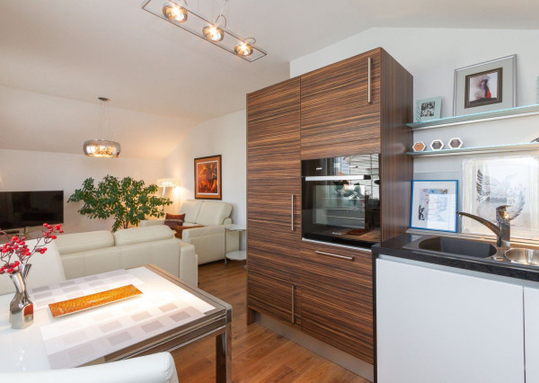 PREDANÉ,6. izb. rodinný dom nachádzajúci sa v srdci Stupavy.