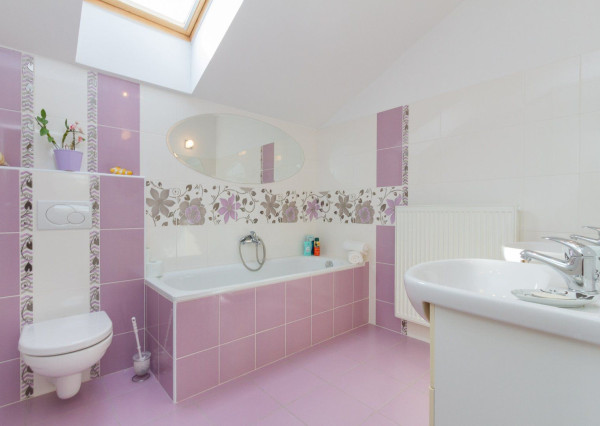 PREDANÉ,6. izb. rodinný dom nachádzajúci sa v srdci Stupavy.