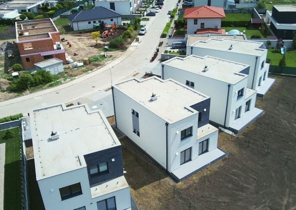 PREDANÉ-Novostavba 5 izb.rodinný dom RD1/C:132 m2,rovinatý pozemok 505 m2, Trnava.