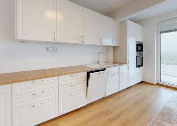 PREDANÉ-Novostavba 5 izb.rodinný dom RD1/C:132 m2,rovinatý pozemok 505 m2, Trnava.