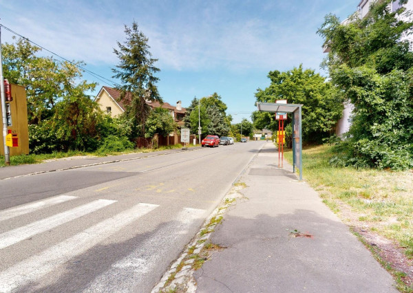 PRENAJATÉ: HRADNÝ VRCH, ul. Drotárska - 4 izb. byt 122m2 + logia 14m2 + parking.