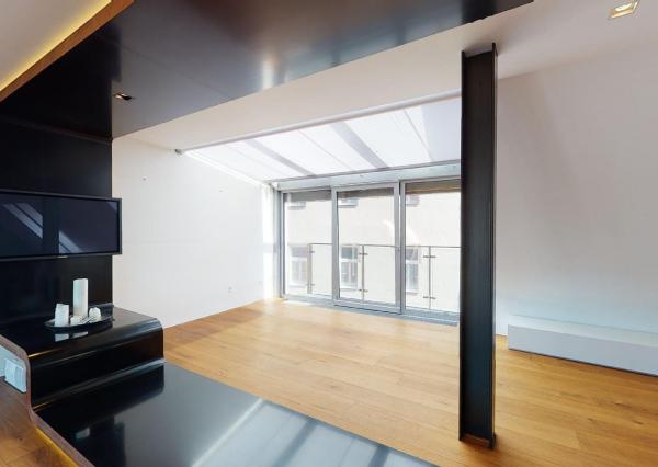 PREDANÉ - mezonetový byt 129,70 m2  s balkónom v historickom centre BA - STARÉ MESTO.