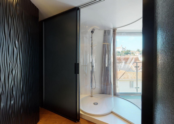 PREDANÉ - mezonetový byt 129,70 m2  s balkónom v historickom centre BA - STARÉ MESTO.