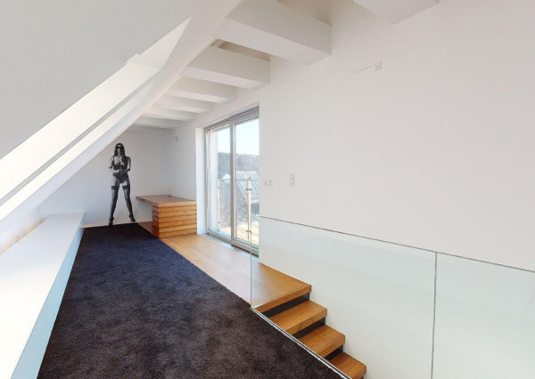 PREDANÉ - mezonetový byt 129,70 m2  s balkónom v historickom centre BA - STARÉ MESTO.