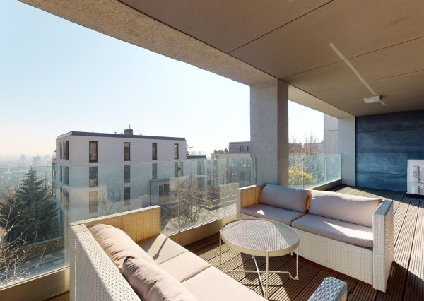 PREDANÉ + PRENAJATÉ -Slnečný, kompletne zariadený 4 izbový byt s terasou, loggiou, 2 x parking v garáži: rezidencia PARKVILLE, KOLIBA-BA III.