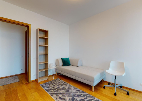 PREDANÉ + PRENAJATÉ -Slnečný, kompletne zariadený 4 izbový byt s terasou, loggiou, 2 x parking v garáži: rezidencia PARKVILLE, KOLIBA-BA III.