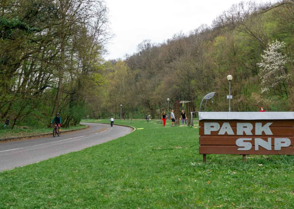 PREDANÉ -Slnečný 3 izbový byt s loggiou, pivnicou, parkingom - ul. PÚPAVOVÁ,  BA IV - KARLOVA VES