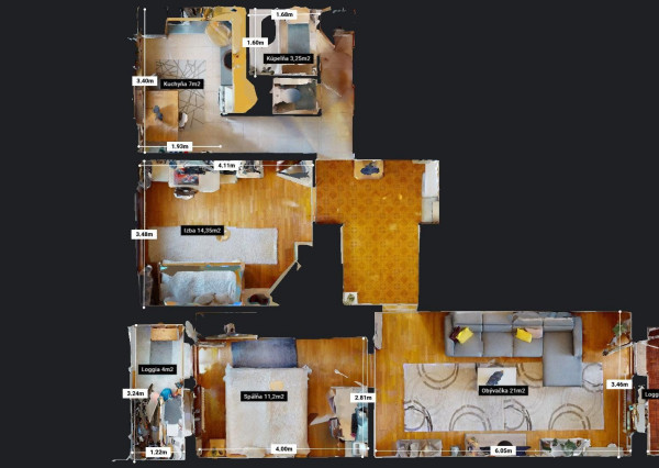 PREDANÉ - Priestranný 3 izbový byt 87 m2 s dvoma zasklenými loggiami, klimatizovaný - NÁMESTIE HRANIČIAROV.