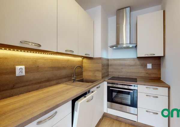 PRENAJATÉ | S krásnym výhľadom na 15 poschodí v Perle Ružinova