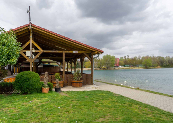 PRENAJATÉ- 1 izb. útulný byt s balkónom kompletne zariadený v novostavbe časť - SLNEČNICE MESTO, BA V.