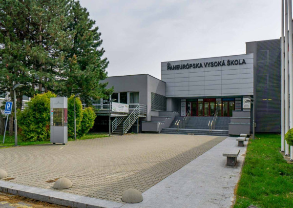 PRENAJATÉ- 1 izb. útulný byt s balkónom kompletne zariadený v novostavbe časť - SLNEČNICE MESTO, BA V.