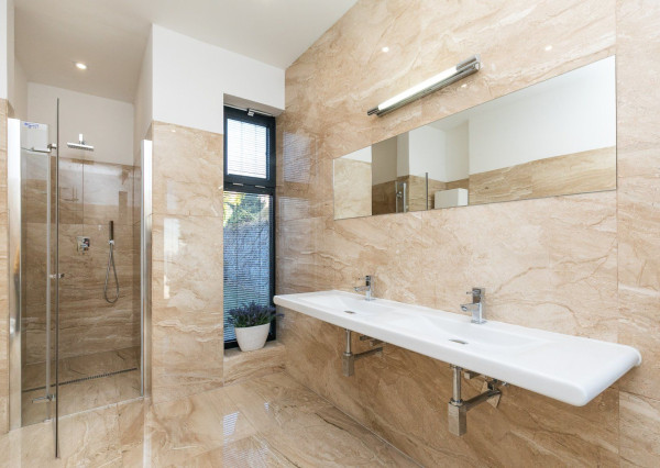 Exkluzívna vila v TOP lokalite KOLIBA - VINOHRADY s panoramatickým výhľadom.